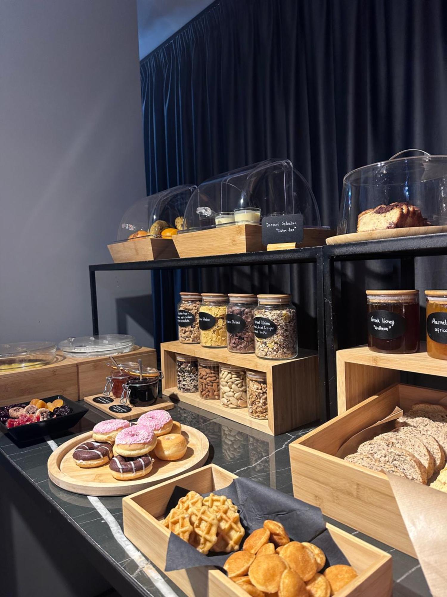 The Duke Boutique Suites أثينا المظهر الخارجي الصورة