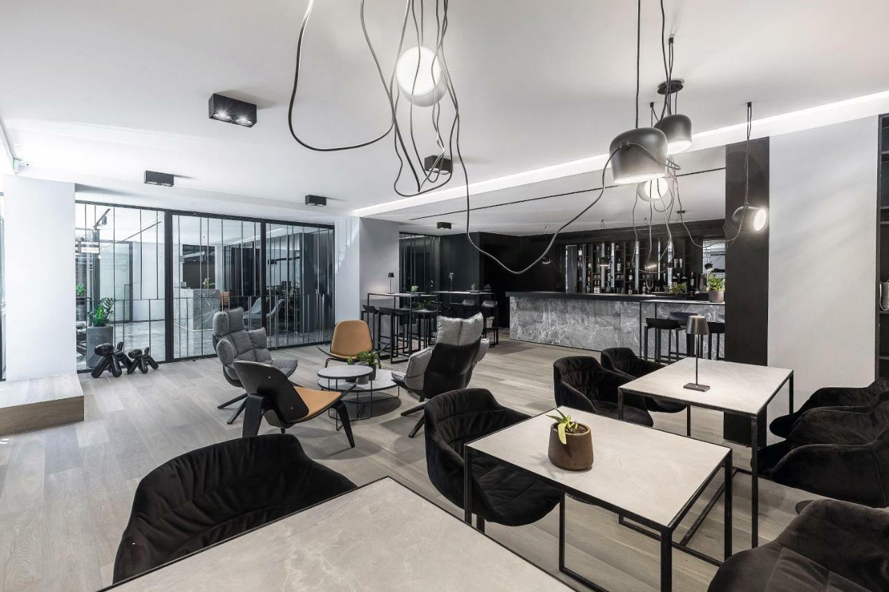 The Duke Boutique Suites أثينا المظهر الخارجي الصورة