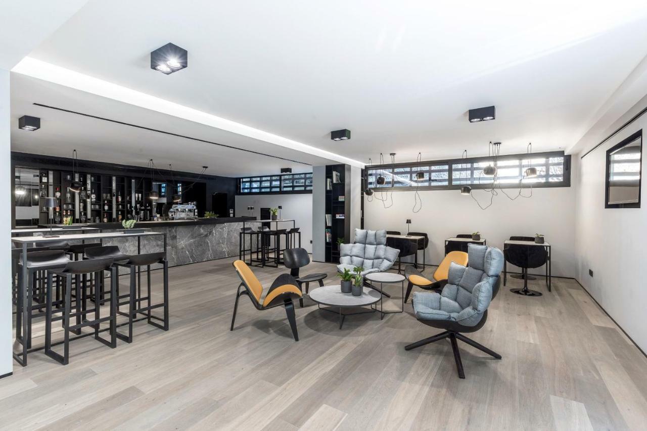 The Duke Boutique Suites أثينا المظهر الخارجي الصورة